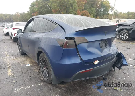 2021 Tesla Model Y Long Range Dual Motor All-Wheel Drive z USA, uszkodzony, nr VIN 5YJYGDEEXMF255725